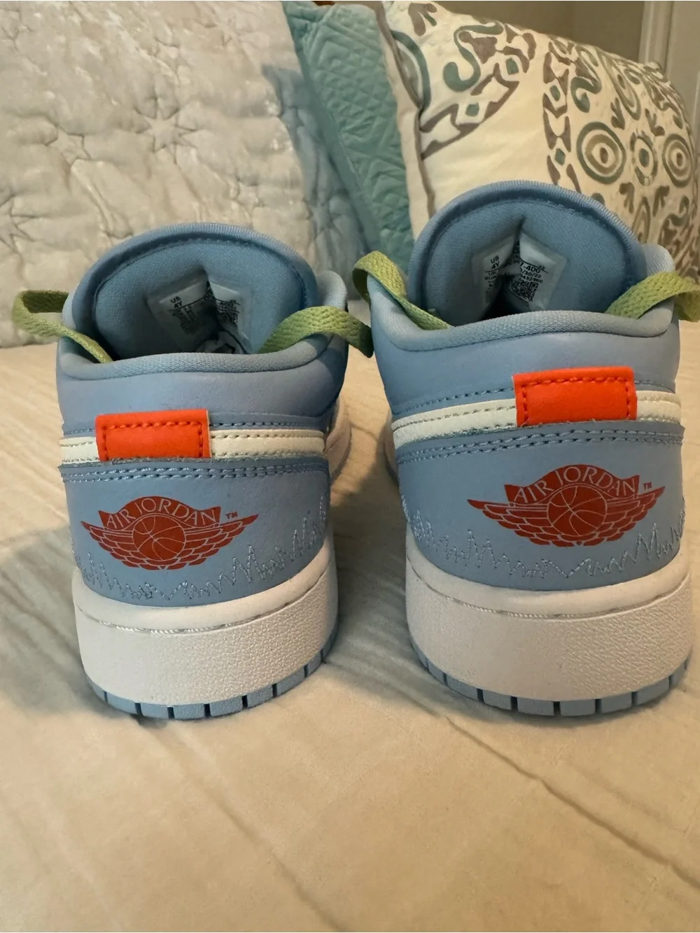 Nike Air Jordan low- girls shoe NEW WITHOUT BOX.
